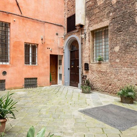 Palazzo Patrizi Suites & Spa Siena Kültér fotó